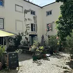 Apartamento Experience Like A Local Lisboa