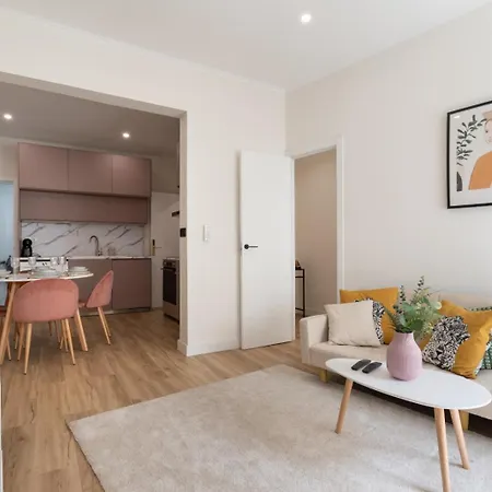 Apartament Experience Like A Local Lizbona